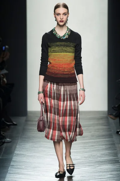 Look 29